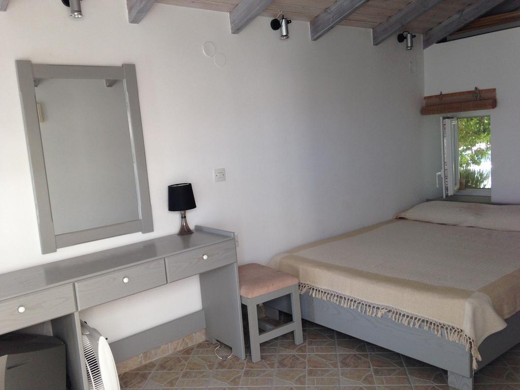 Ireon Samos Beach House Apartament Zewnętrze zdjęcie